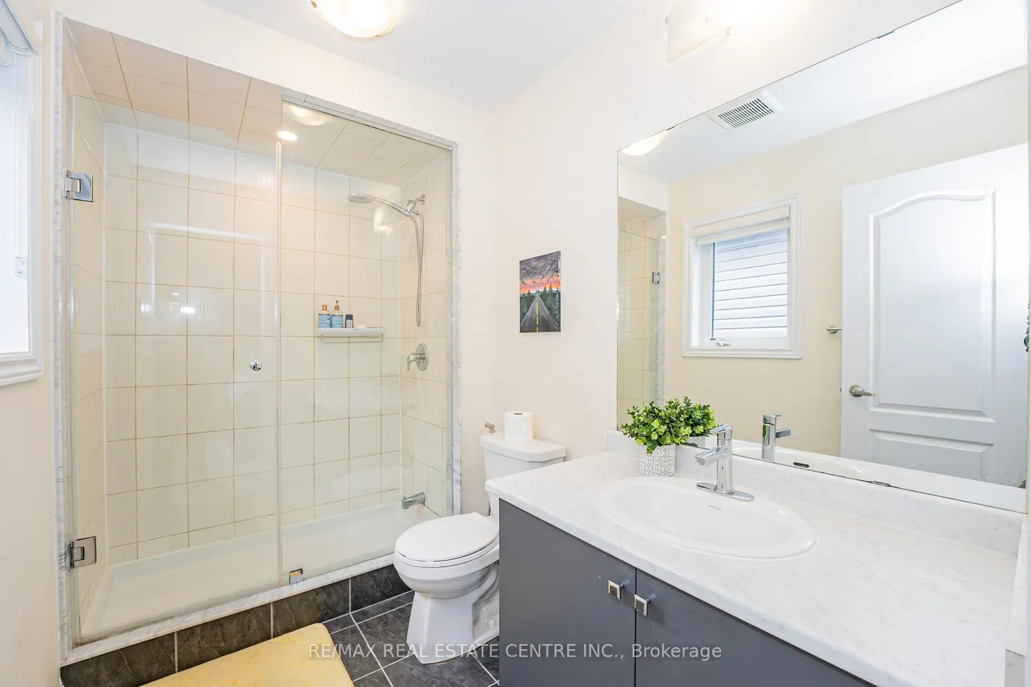 Additional image 14 of 22 Oaktree Drive