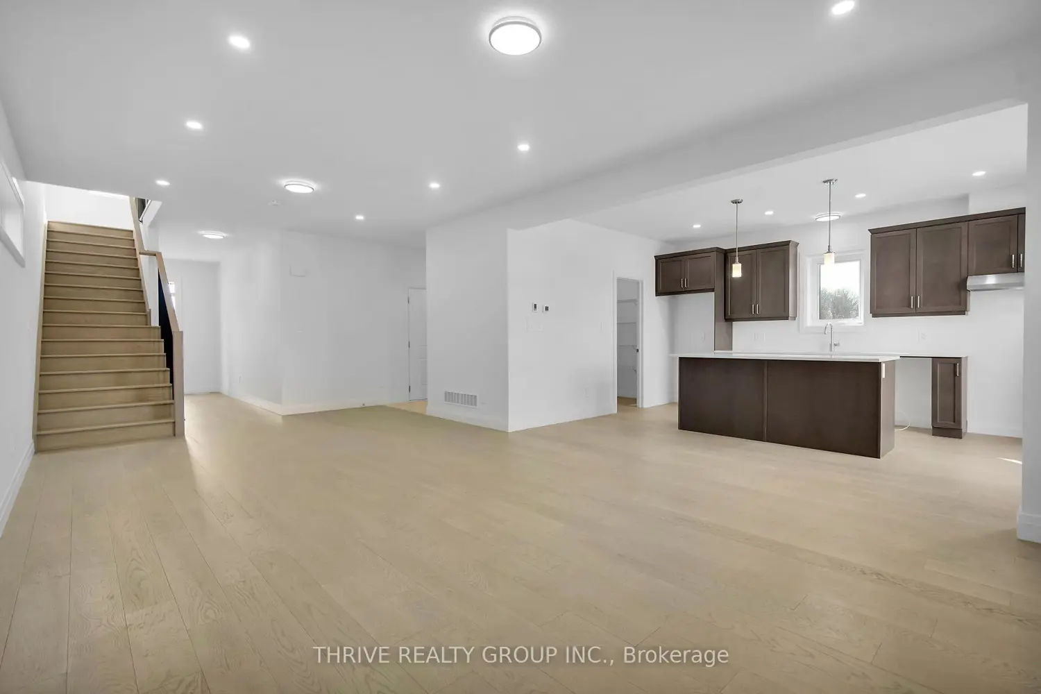 3096 Buroak Drive photo 5