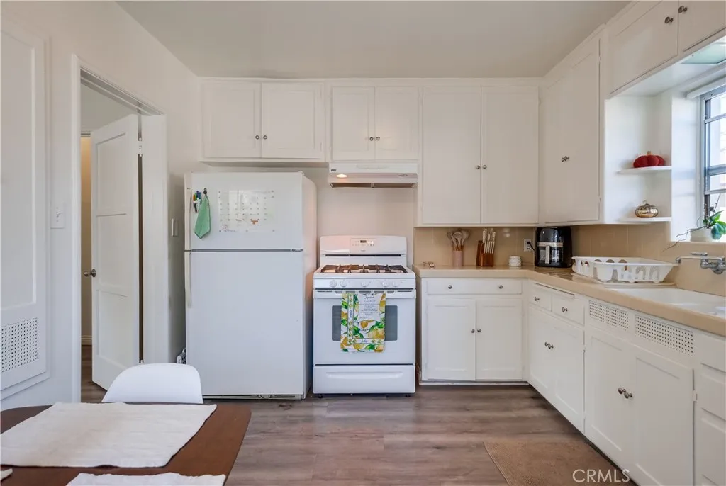 Additional image 19 of 2709 E Van Buren St, Long Beach, CA 90810