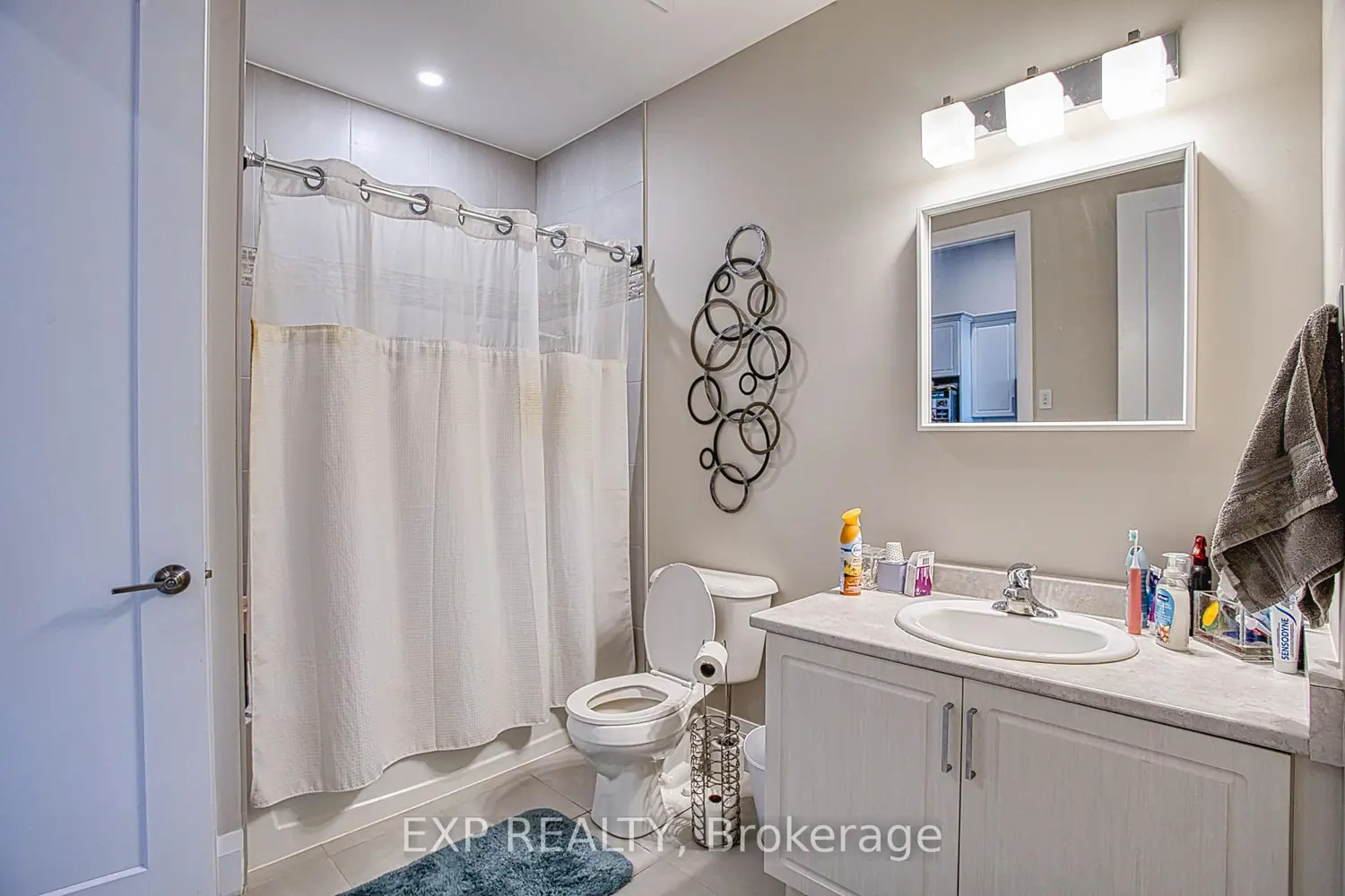 Additional image 16 of 85 Morrell Street 215A