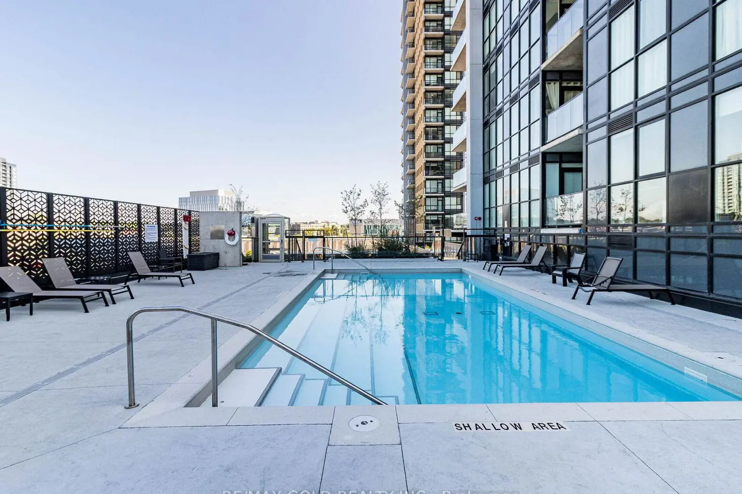 Additional image 16 of 108 Garment Street 1011