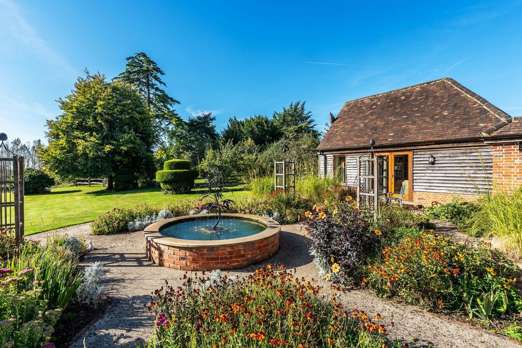Additional image 63 of Land for saleNear Cranleigh, Surrey GU6