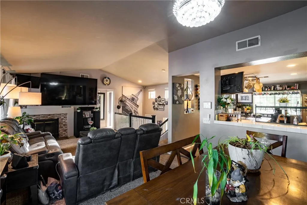 Additional image 10 of 40034 Denham Dr, Palmdale, CA 93551