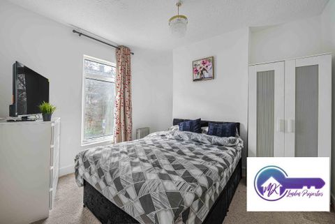 Vicarage Park, London SE18, Room to rent