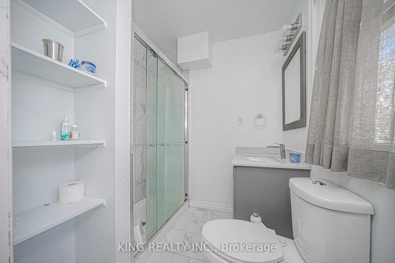 Additional image 13 of 5326 Ninth Line