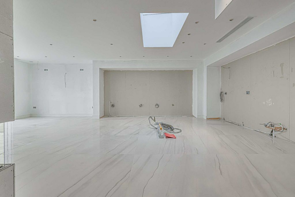 Additional image 8 of 3 bed penthouse for saleBeech Road, Benfleet SS7