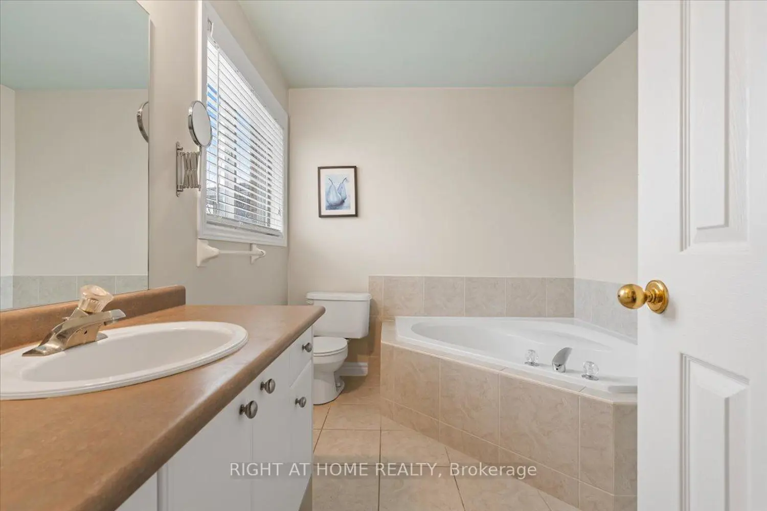 Additional image 9 of 7 Michael Crescent