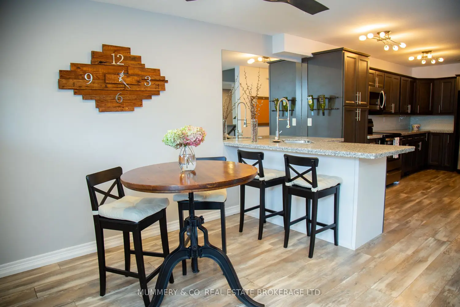 Additional image 11 of 52 Grand Street