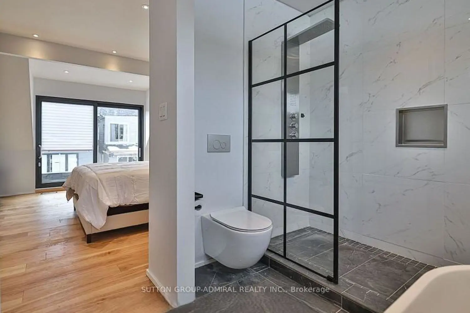 Additional image 15 of 33 Edwin Avenue