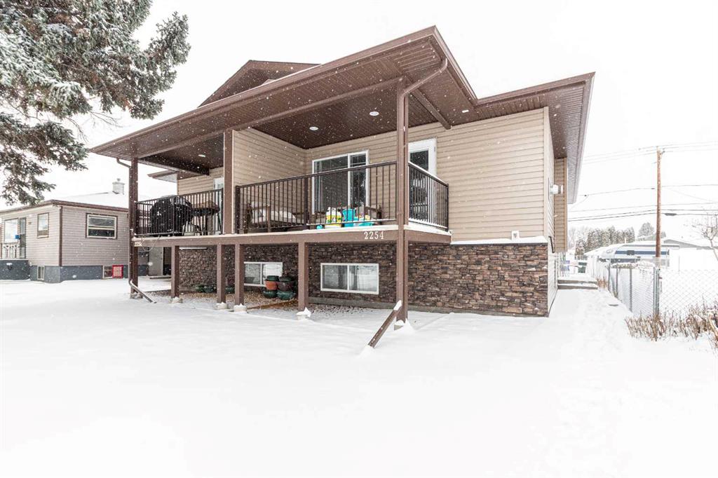2254 15 Avenue SE, Medicine Hat, AB, T1A 3S1