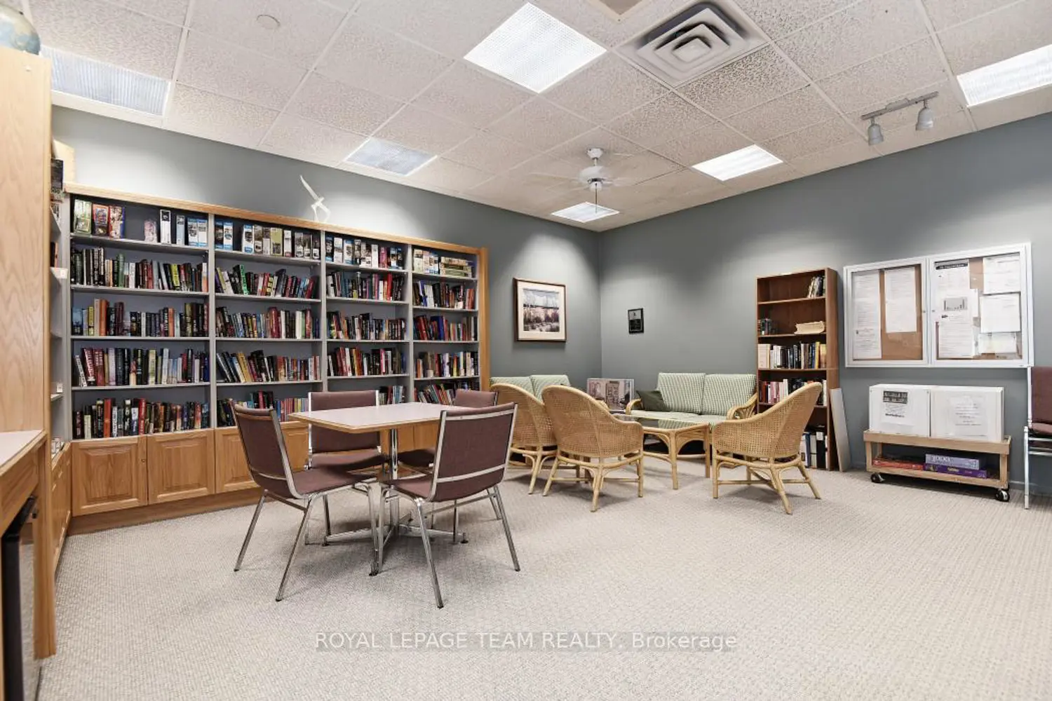 Additional image 14 of 1137 Ambleside Drive 16