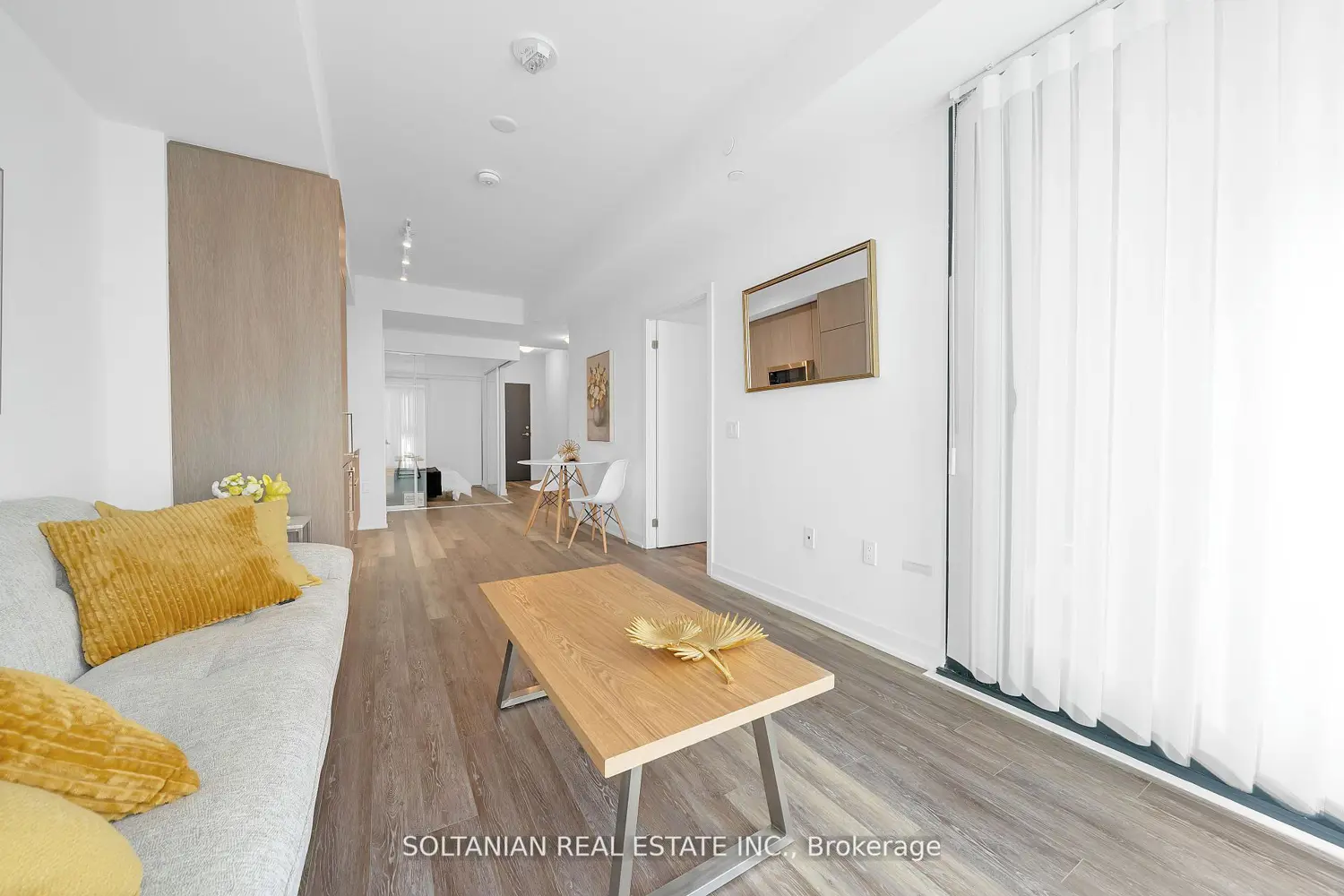 Additional image 7 of 250 Lawrence Avenue 320