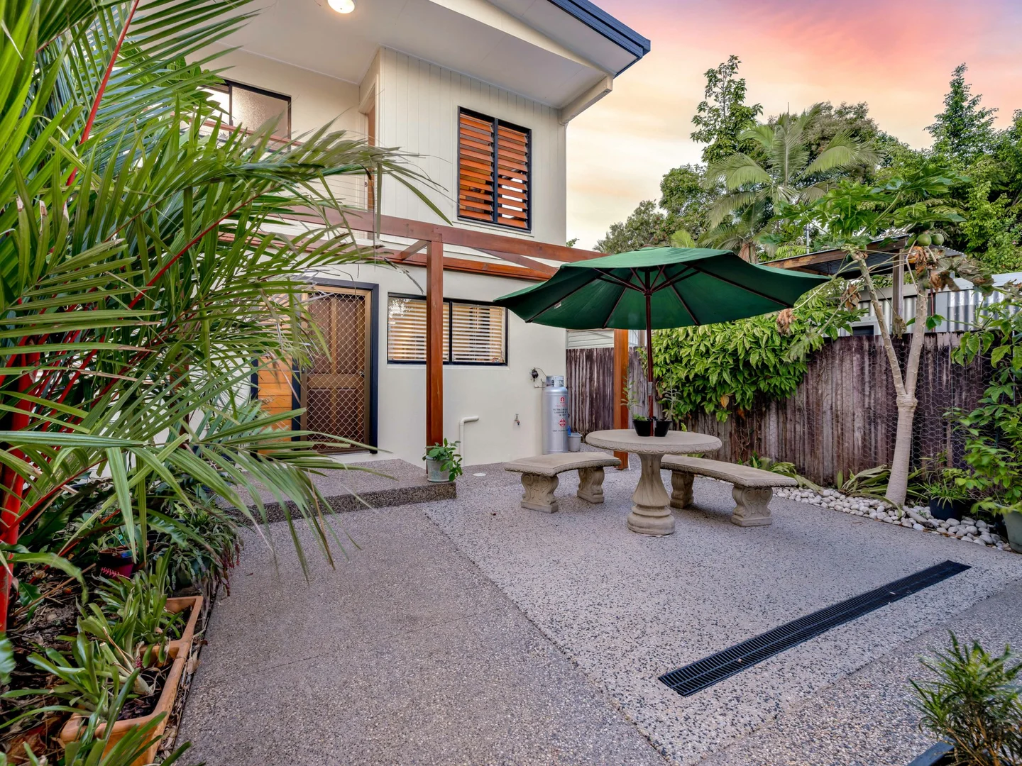 Additional image 24 of 56 Hibiscus Lane, Holloways Beach QLD 4878