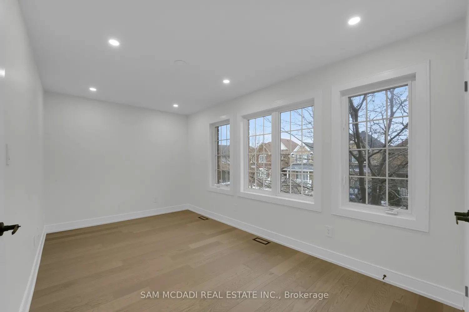 Additional image 17 of 17 Ferncastle Crescent