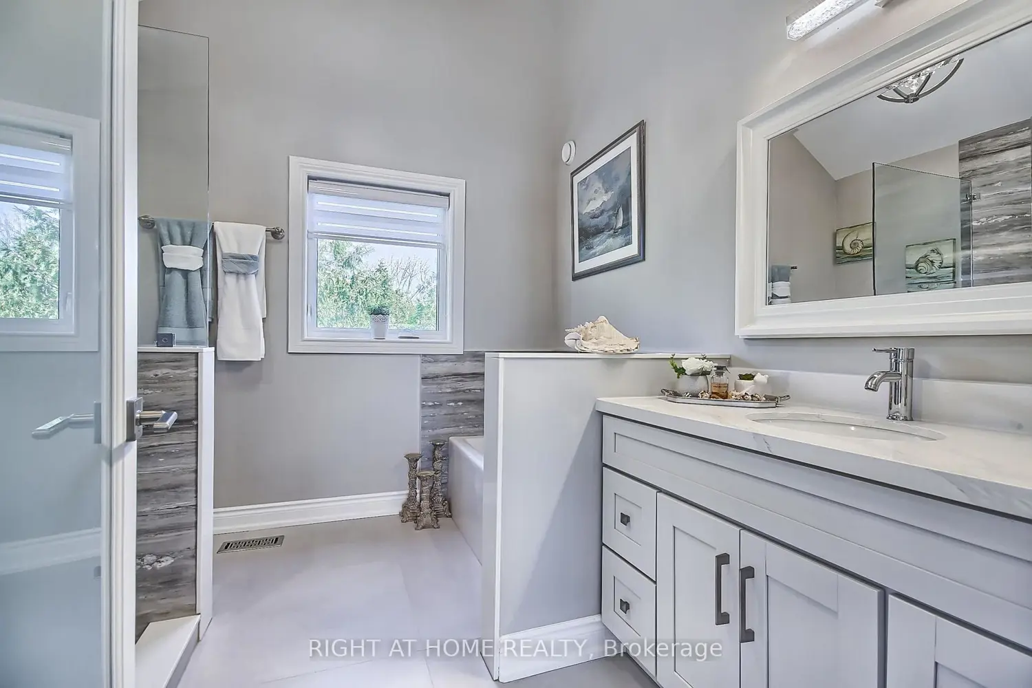 Additional image 13 of 26 Beach Road