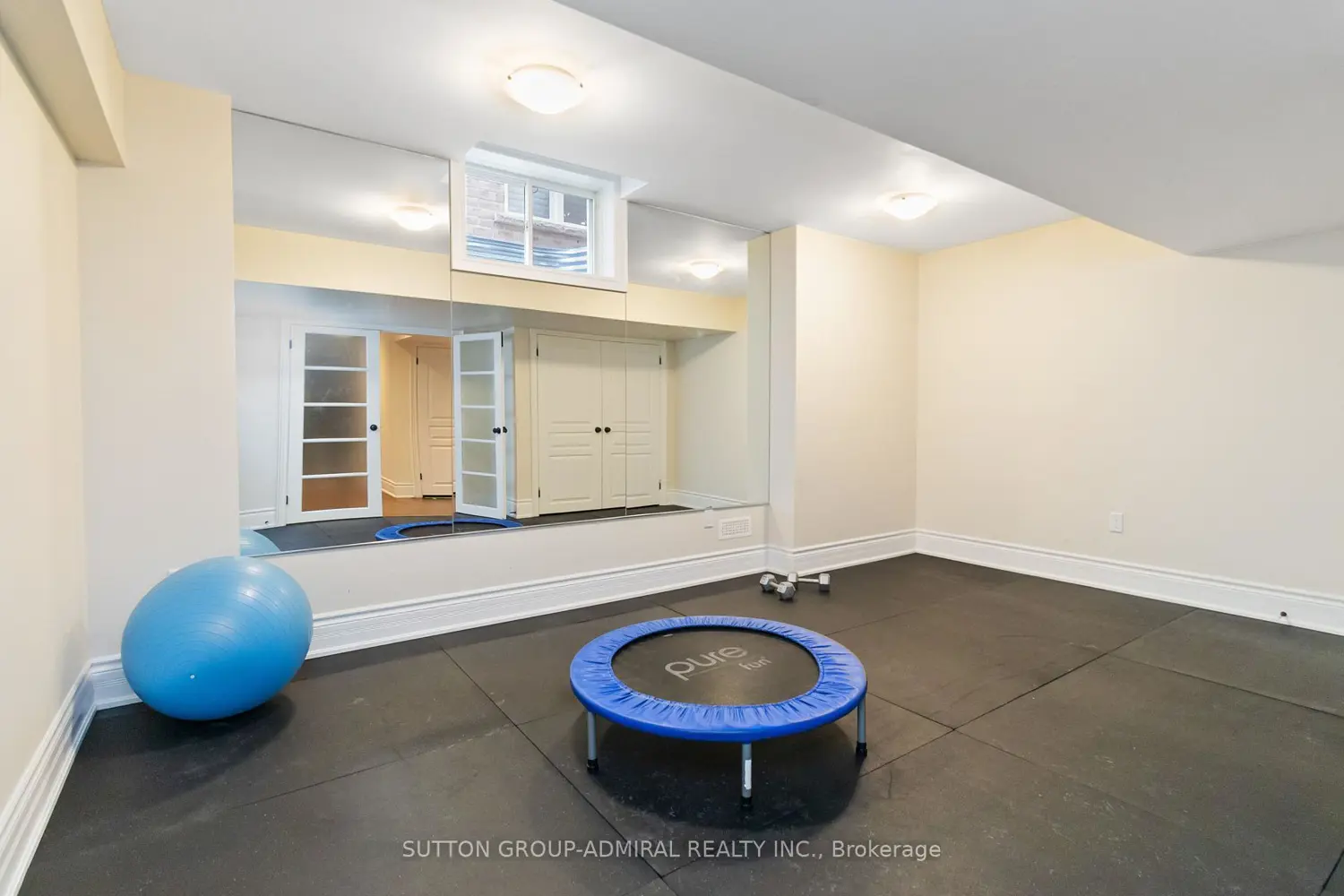 Additional image 18 of 3301 Skipton Lane