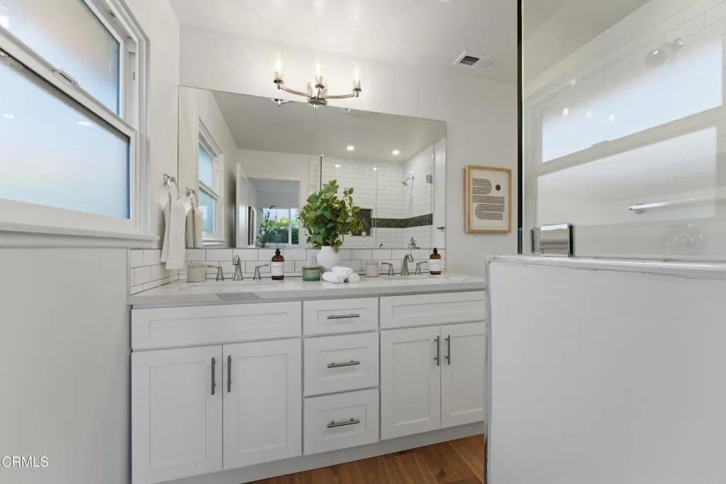 Additional image 39 of 22718 Cantlay Street, West Hills, CA 91307