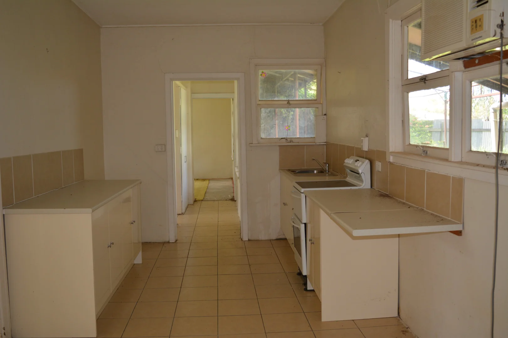 Additional image 2 of 12 Aqua Street, Blackall QLD 4472