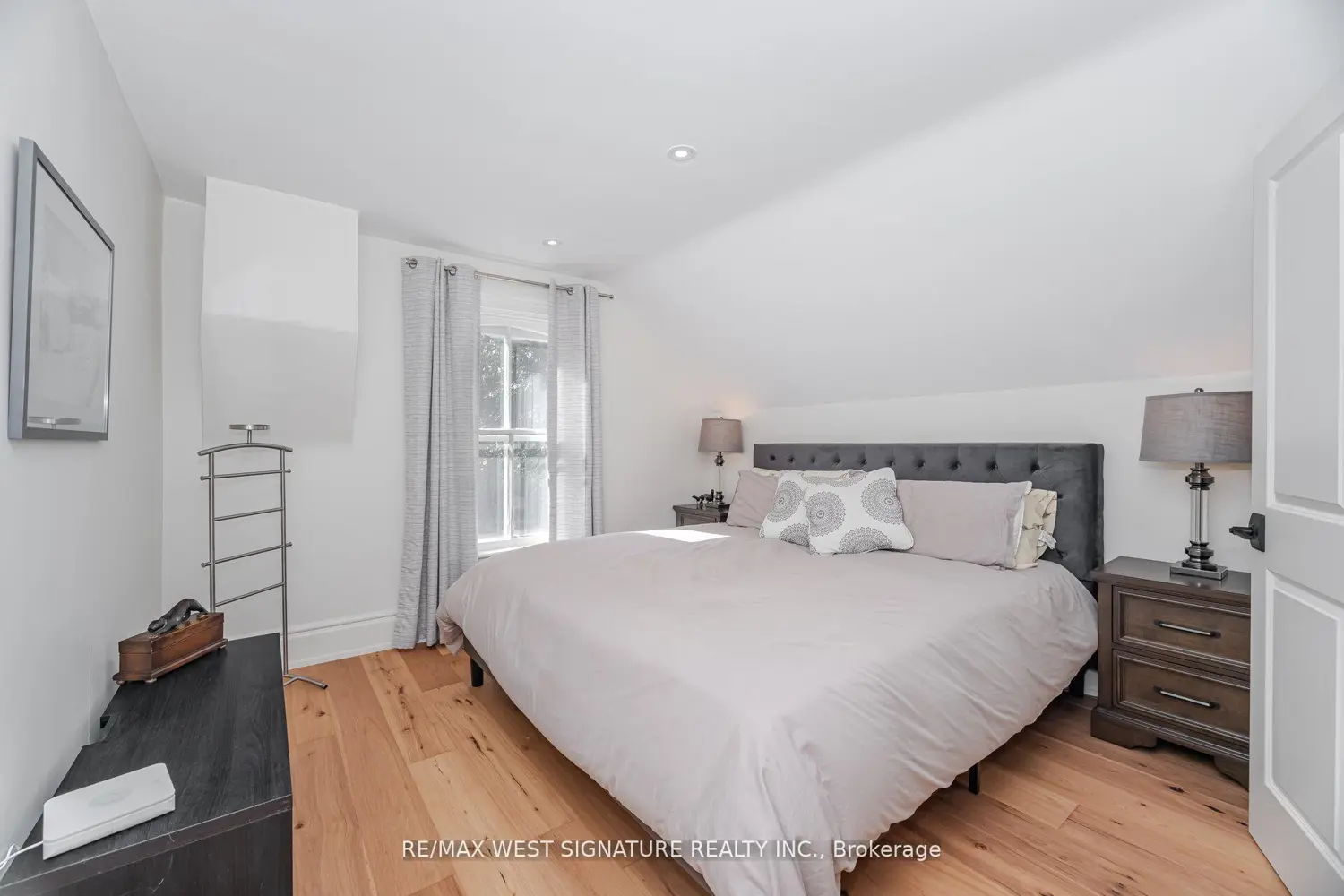 Additional image 10 of 368 Main Street