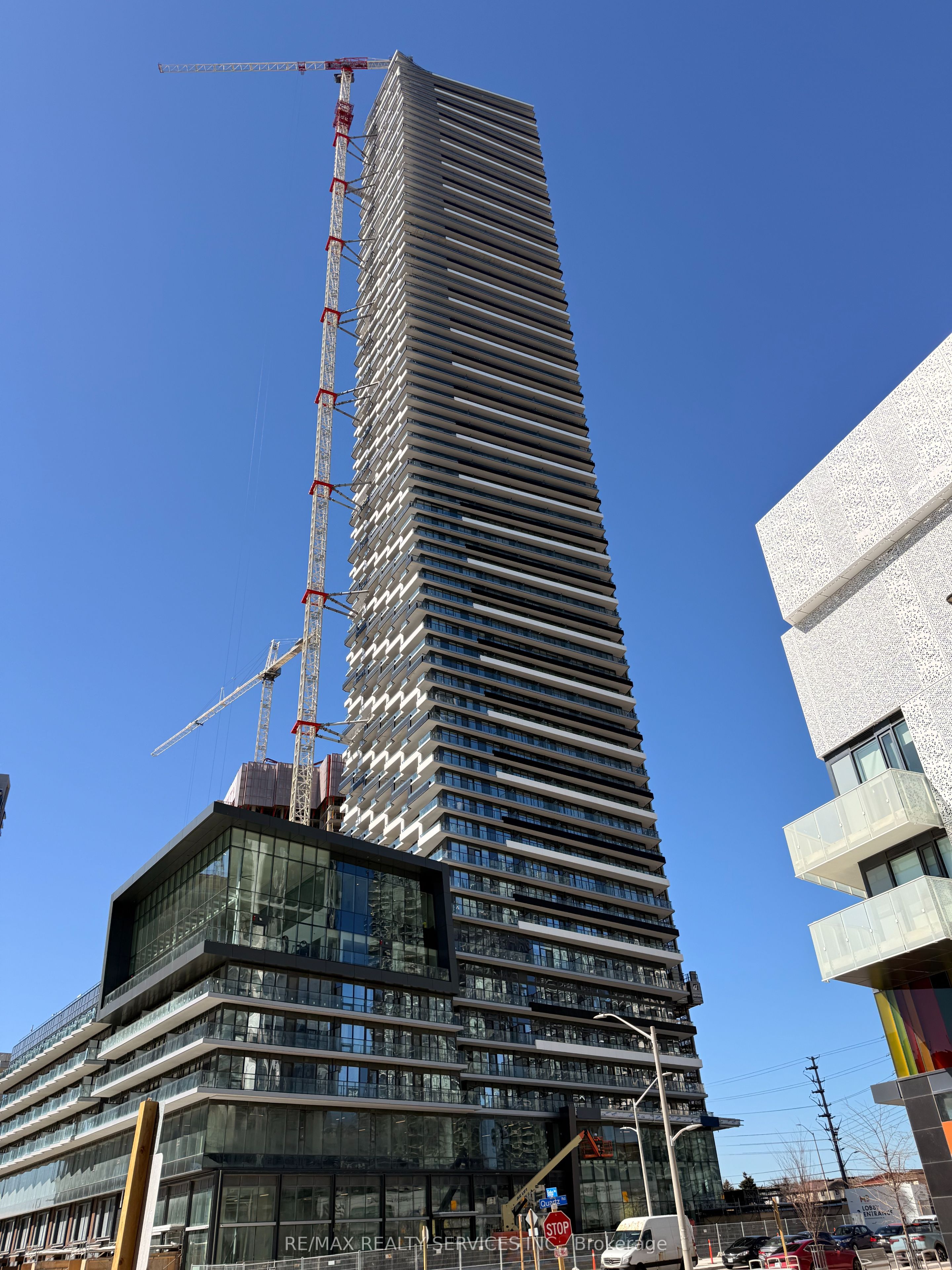 3907-448 Burnhamthorpe Road W, Mississauga, ON, L5A 3H7