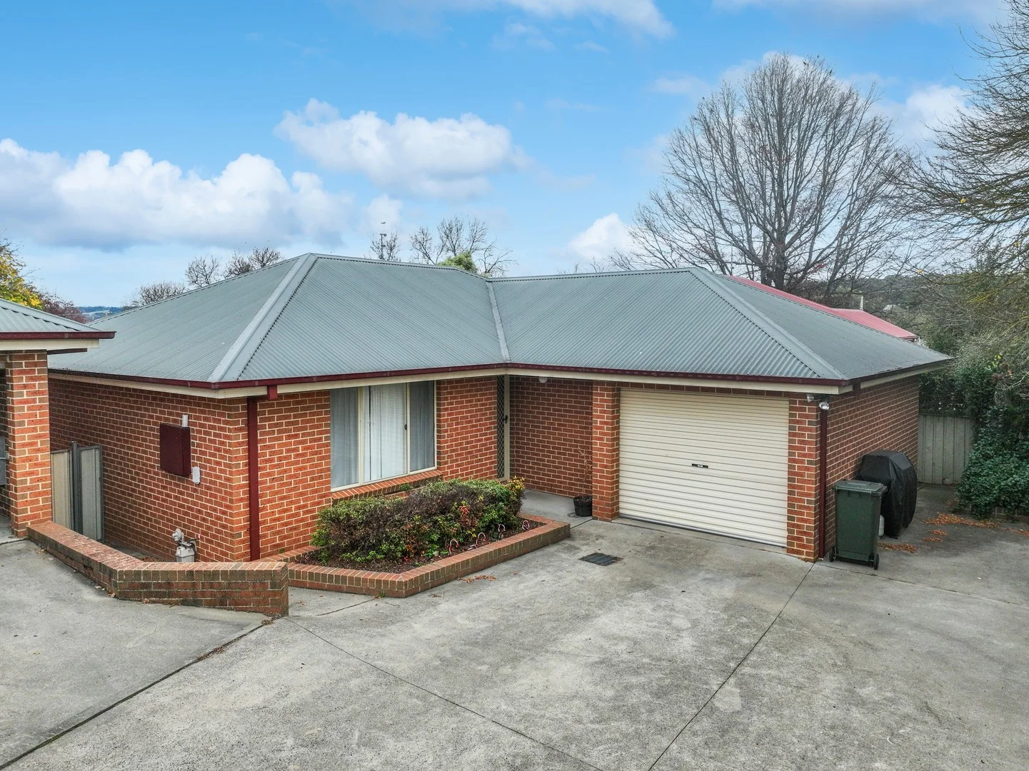 2/96 Howards Lane, Oberon NSW 2787