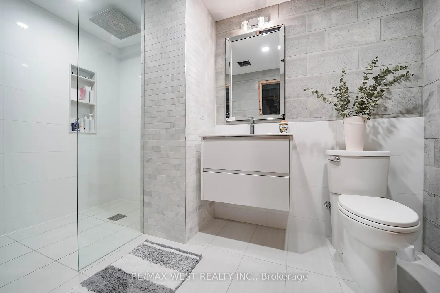 Additional image 14 of 9695 Duffs Road