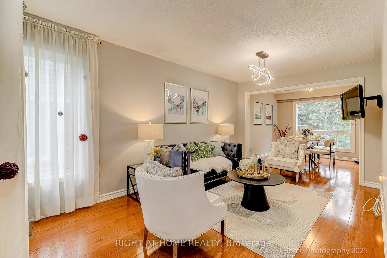 Additional image 4 of 32 Heathcliffe Square