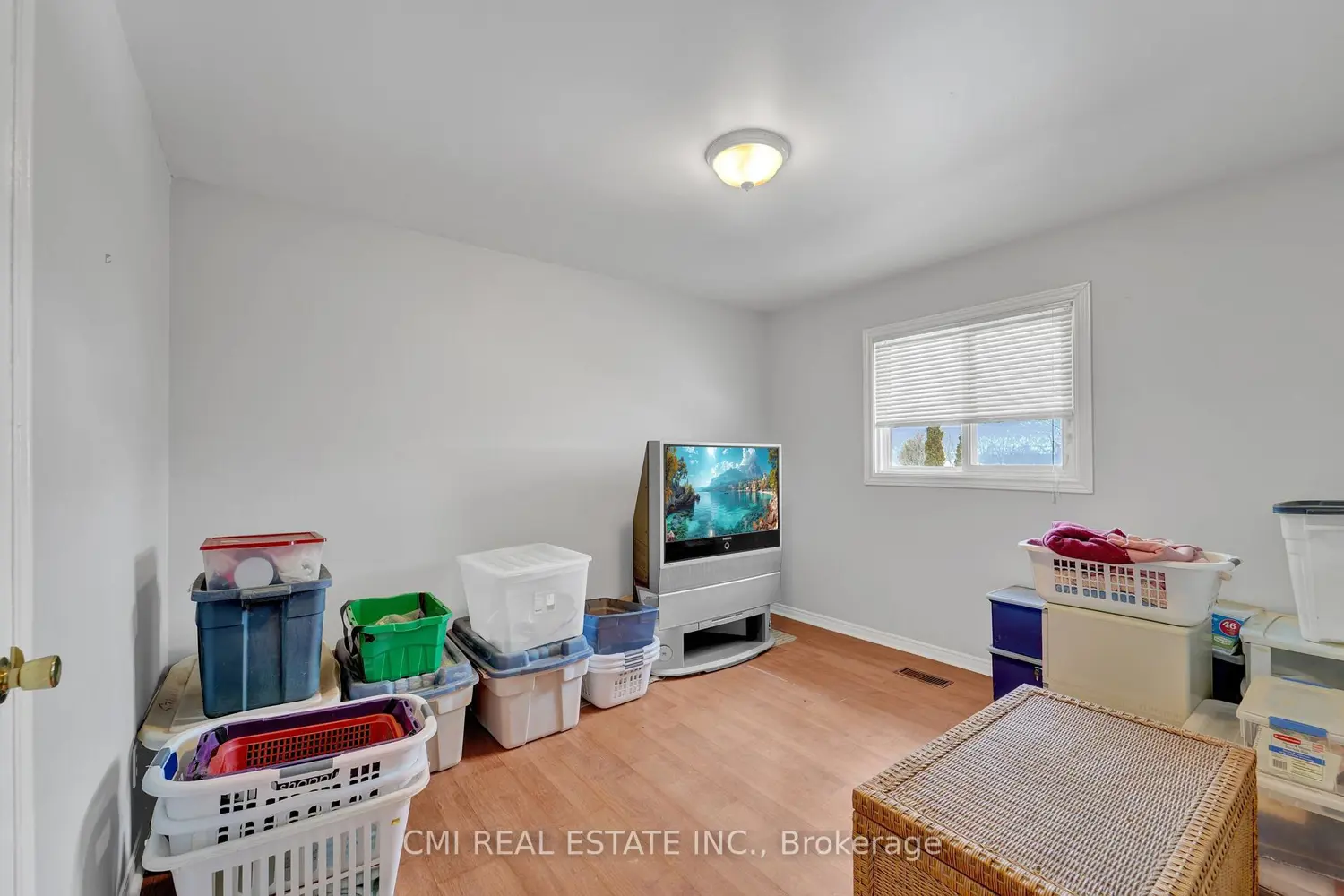 Additional image 15 of 1337 Tudor Crescent