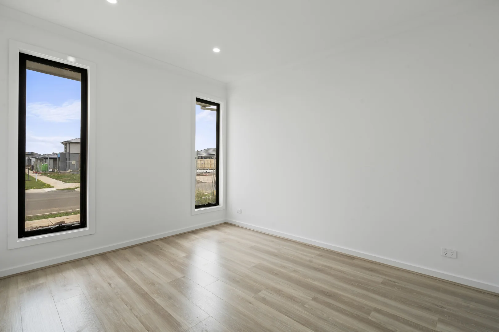 Additional image 3 of 19 Skyline Road, Fraser Rise VIC 3336