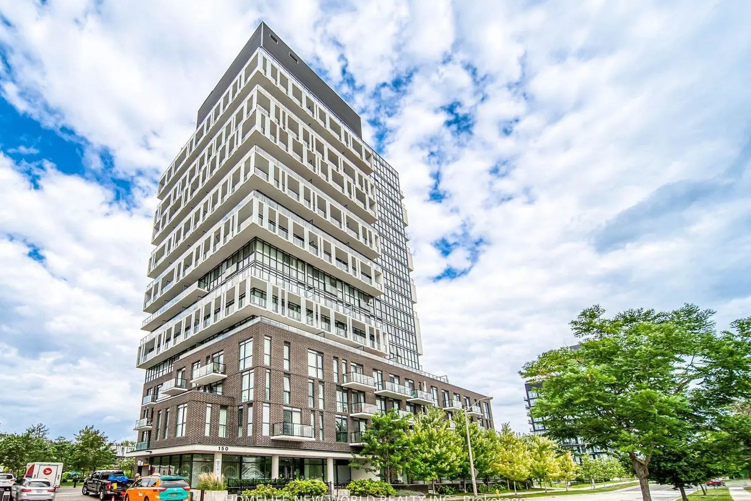 150 Fairview Mall Drive 1211