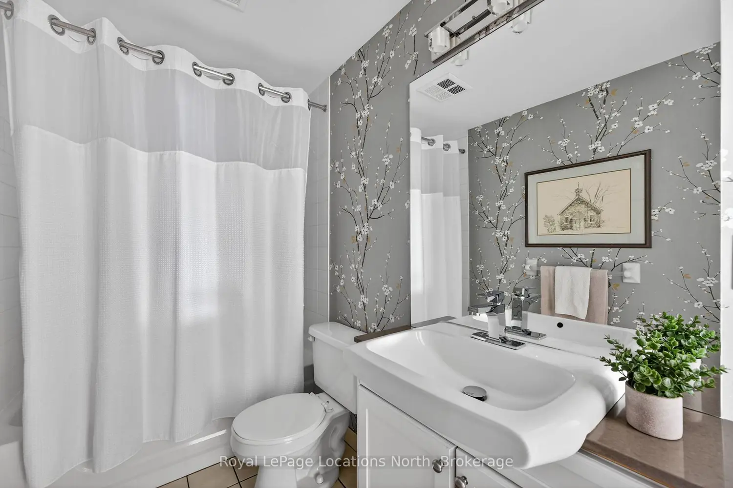 Additional image 12 of 16 Raglan Street 401