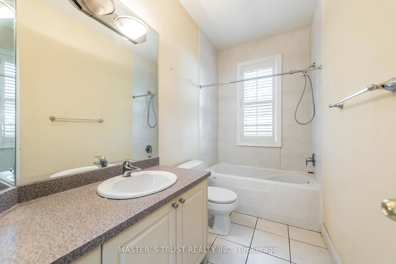 Additional image 15 of 242 Empress Avenue