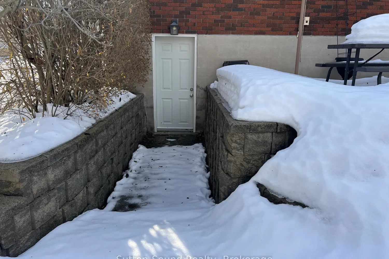 60 Mill Street photo 4