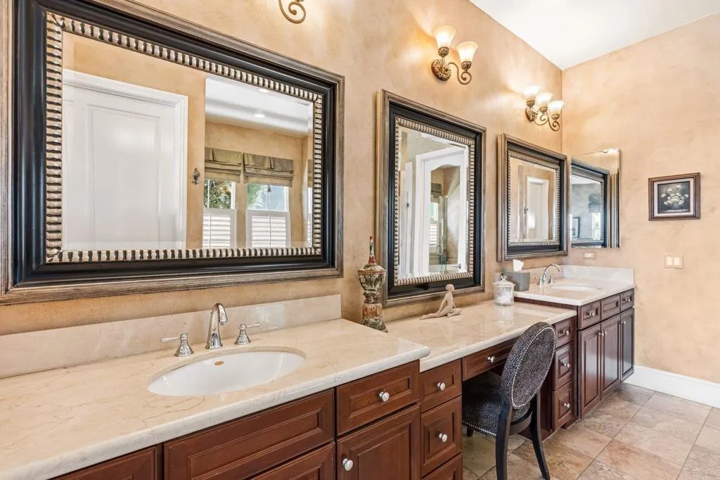 Additional image 66 of 7090 Corintia Street, Carlsbad, CA 92009