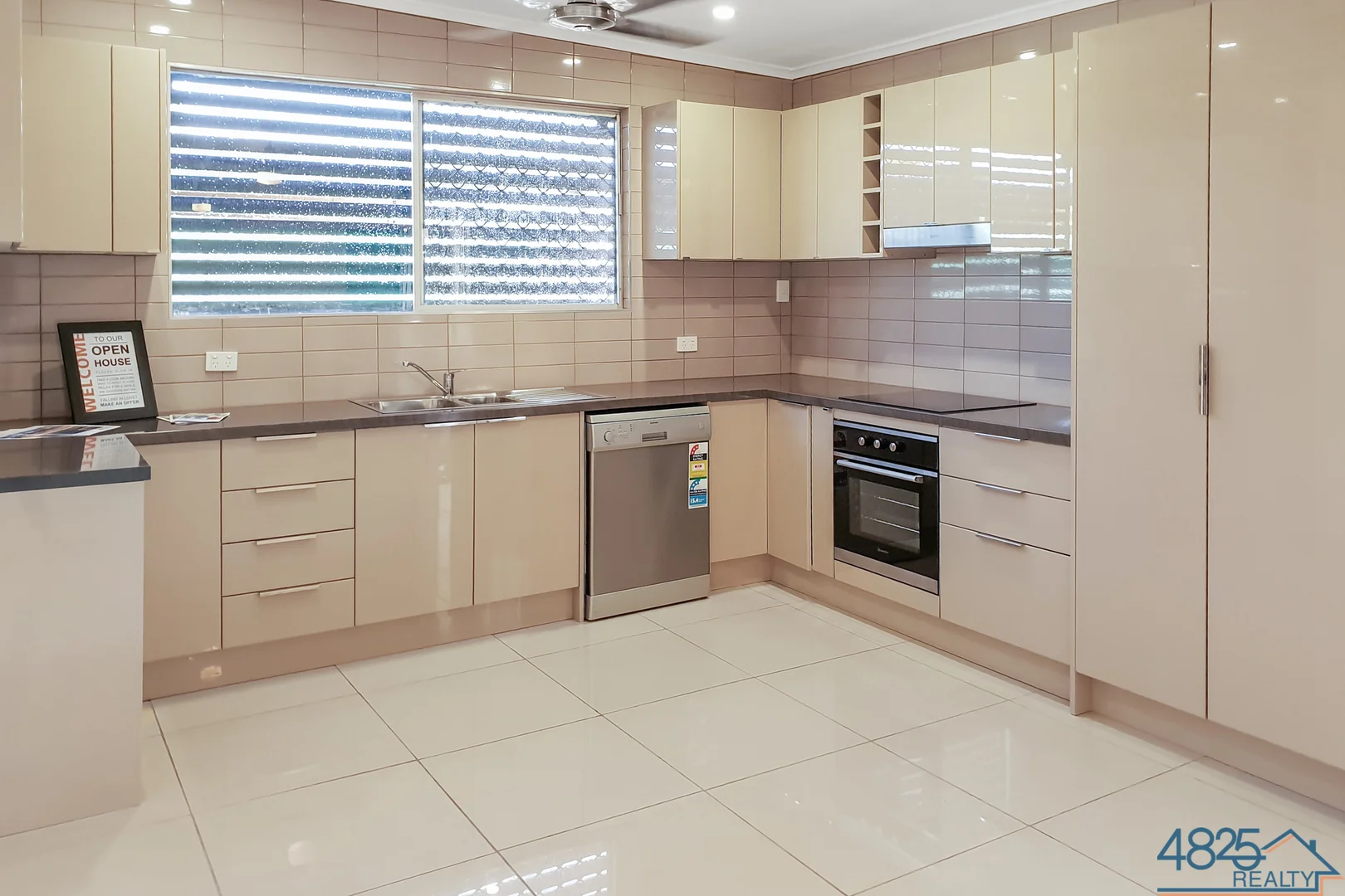 Additional image 3 of 11 Clarke Street, Mount Isa QLD 4825