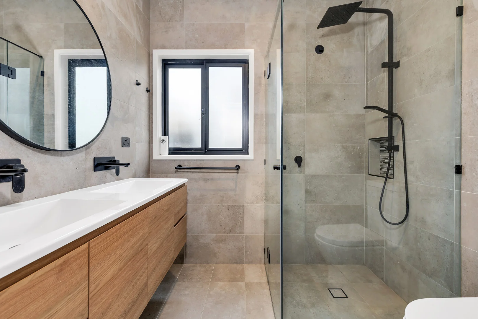 Additional image 12 of 10 Hilltop Road, Hill Top NSW 2628