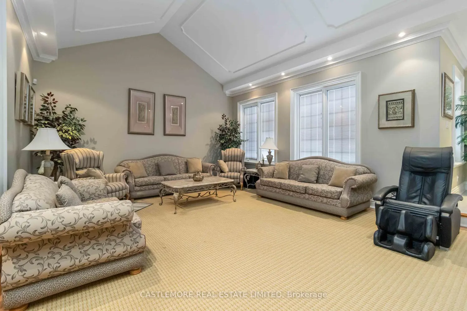 Additional image 5 of 2444 Hensall Street