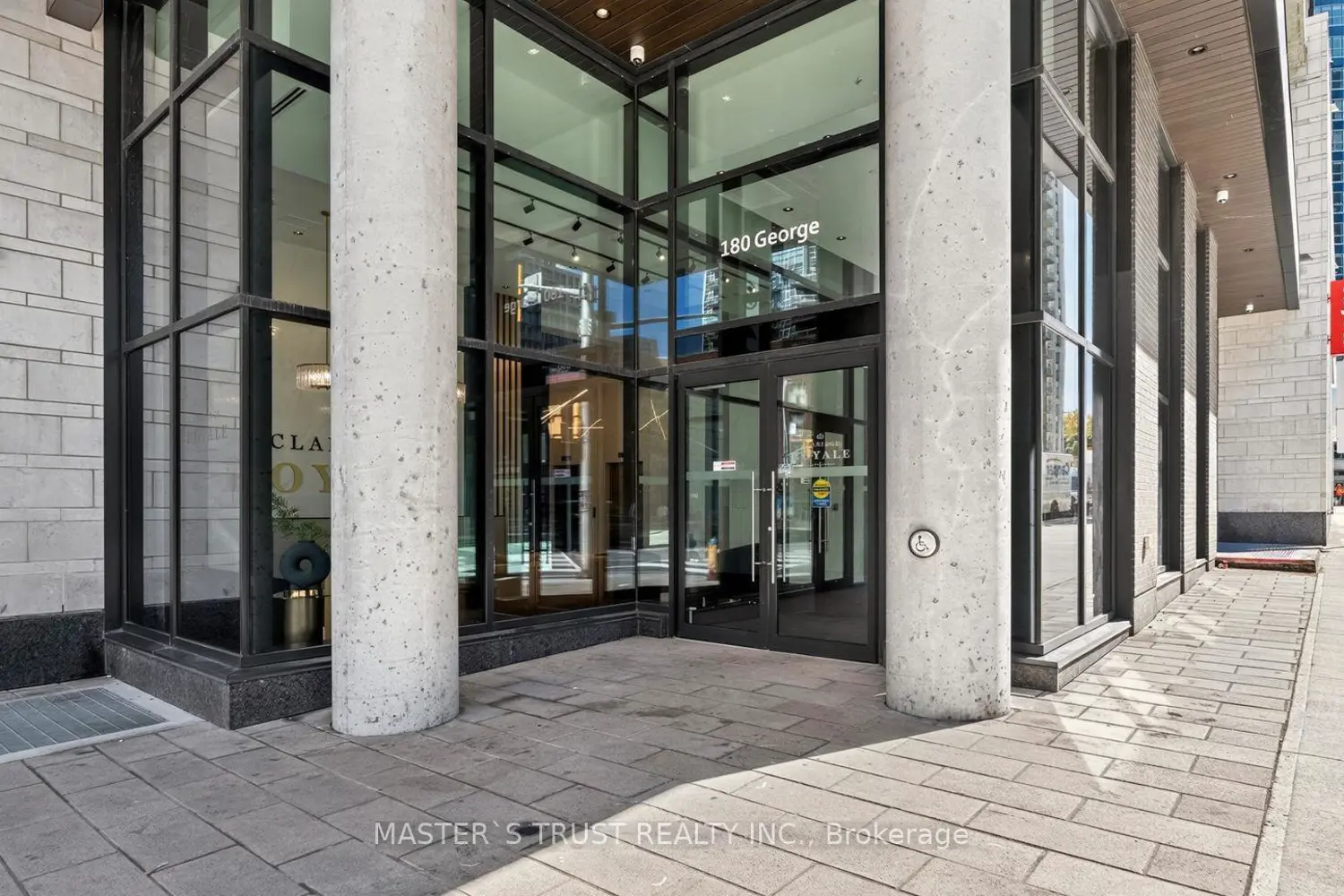 180 George Street photo 3