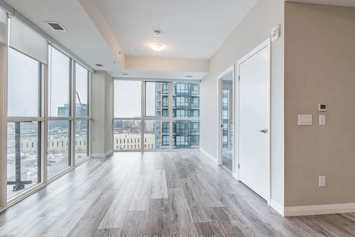 Additional image 4 of 108 Garment Street 1011