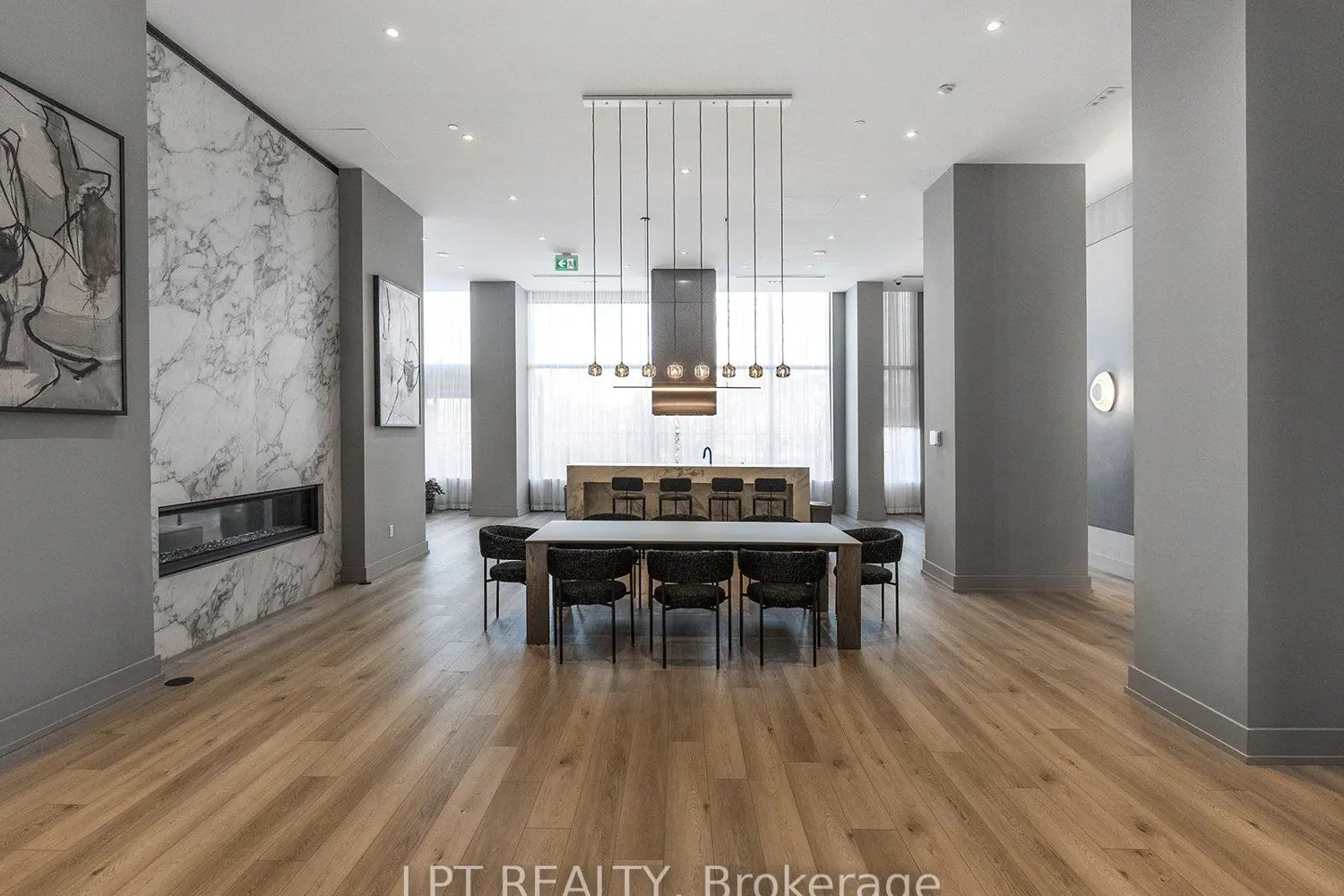 Additional image 20 of 1063 Douglas Mccurdy Common 615