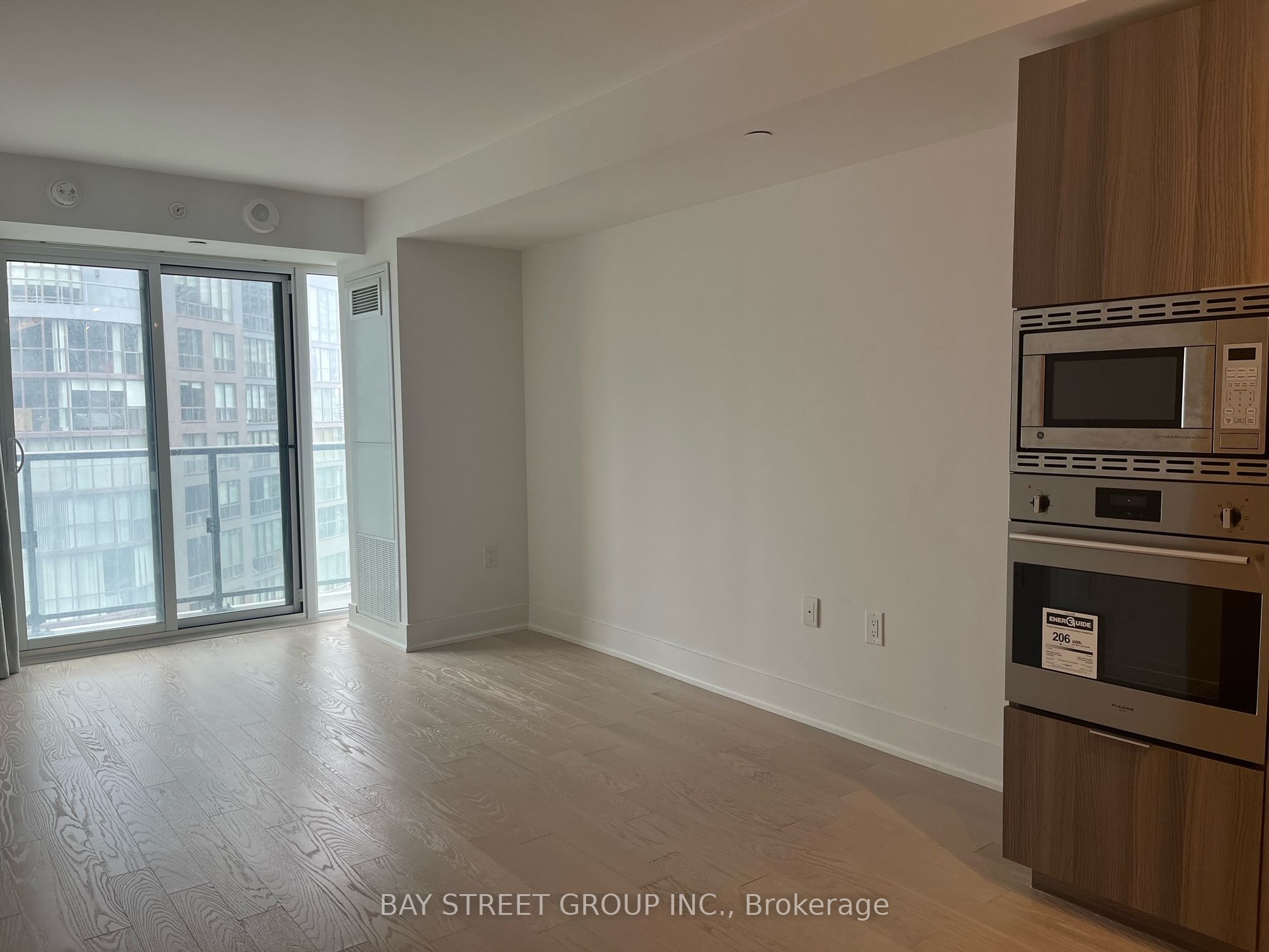 Additional image 4 of 2418-955 Bay Street, Toronto, ON, M5S 0C6