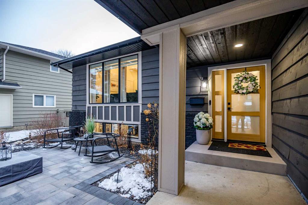 Additional image 4 of 168 Oakside Circle, Calgary, AB, T2V 4H2