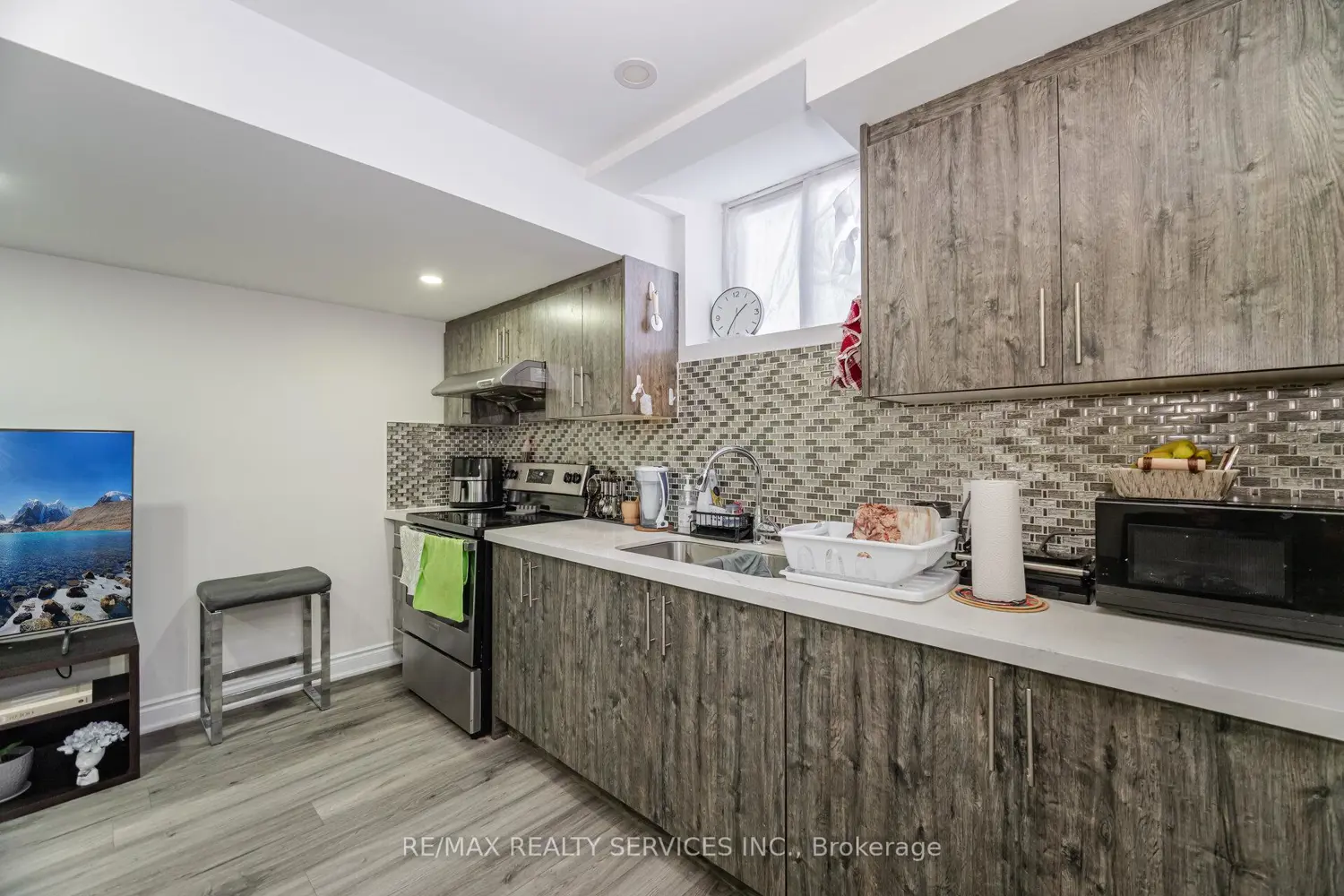 Additional image 16 of 9 Meadowcreek Road