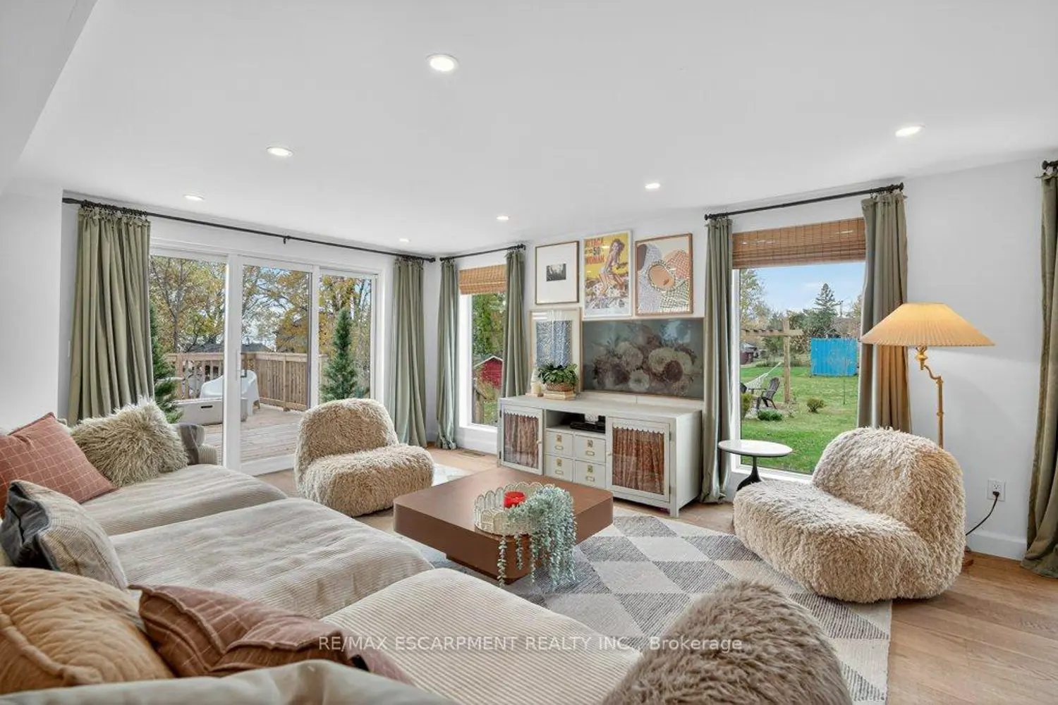 Additional image 6 of 5 Lees Line