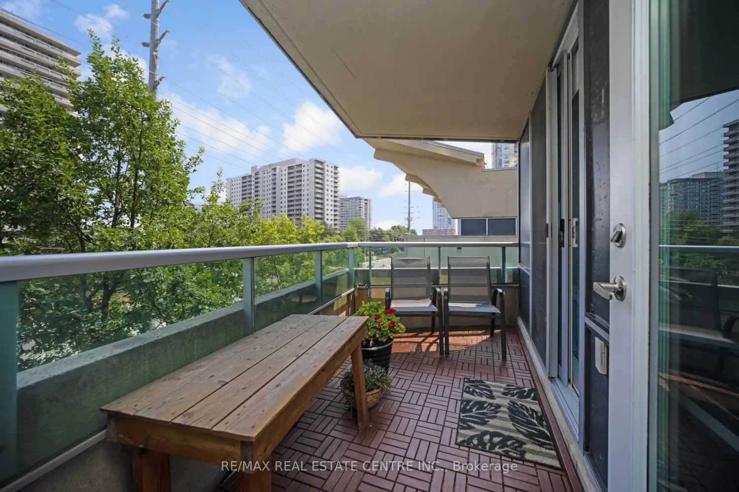 Additional image 15 of 1 Elm Drive 302