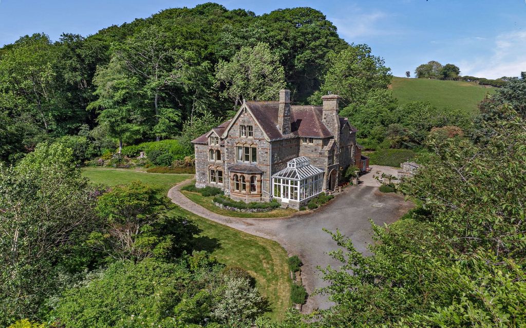 Additional image 26 of 10 bed detached house for saleLlanfair Caereinion, Welshpool, Powys SY21