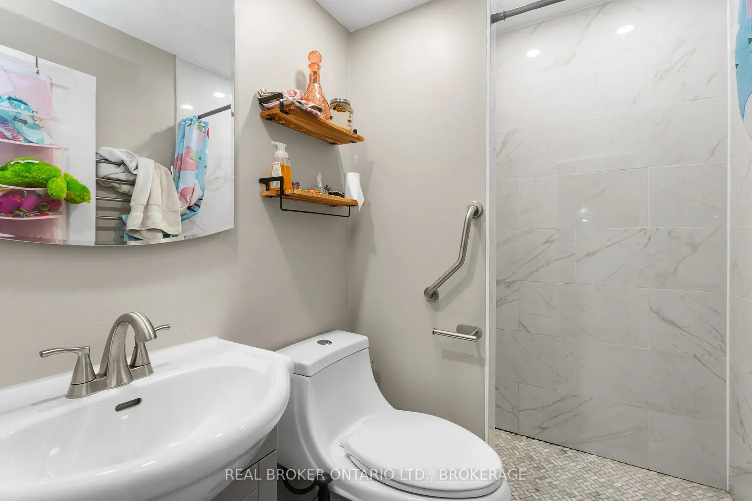 Additional image 5 of 2268 Mcintyre Road