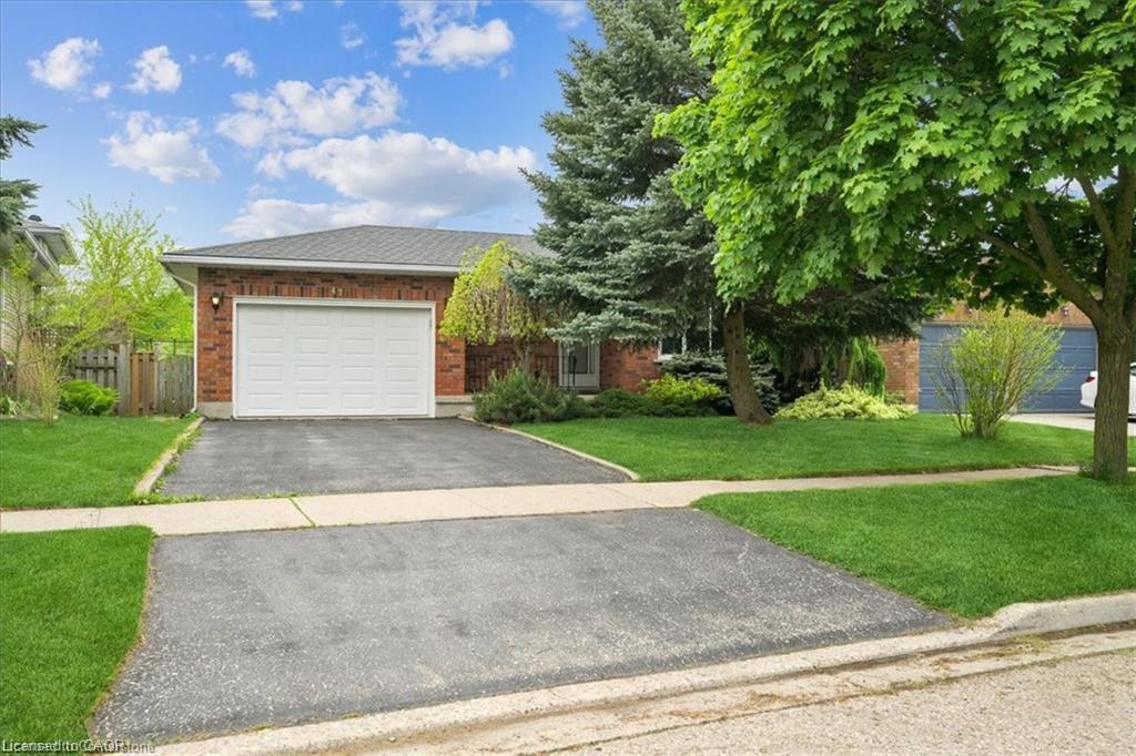 Upper-47 Claycroft Crescent, Kitchener, ON, N2N 2R6
