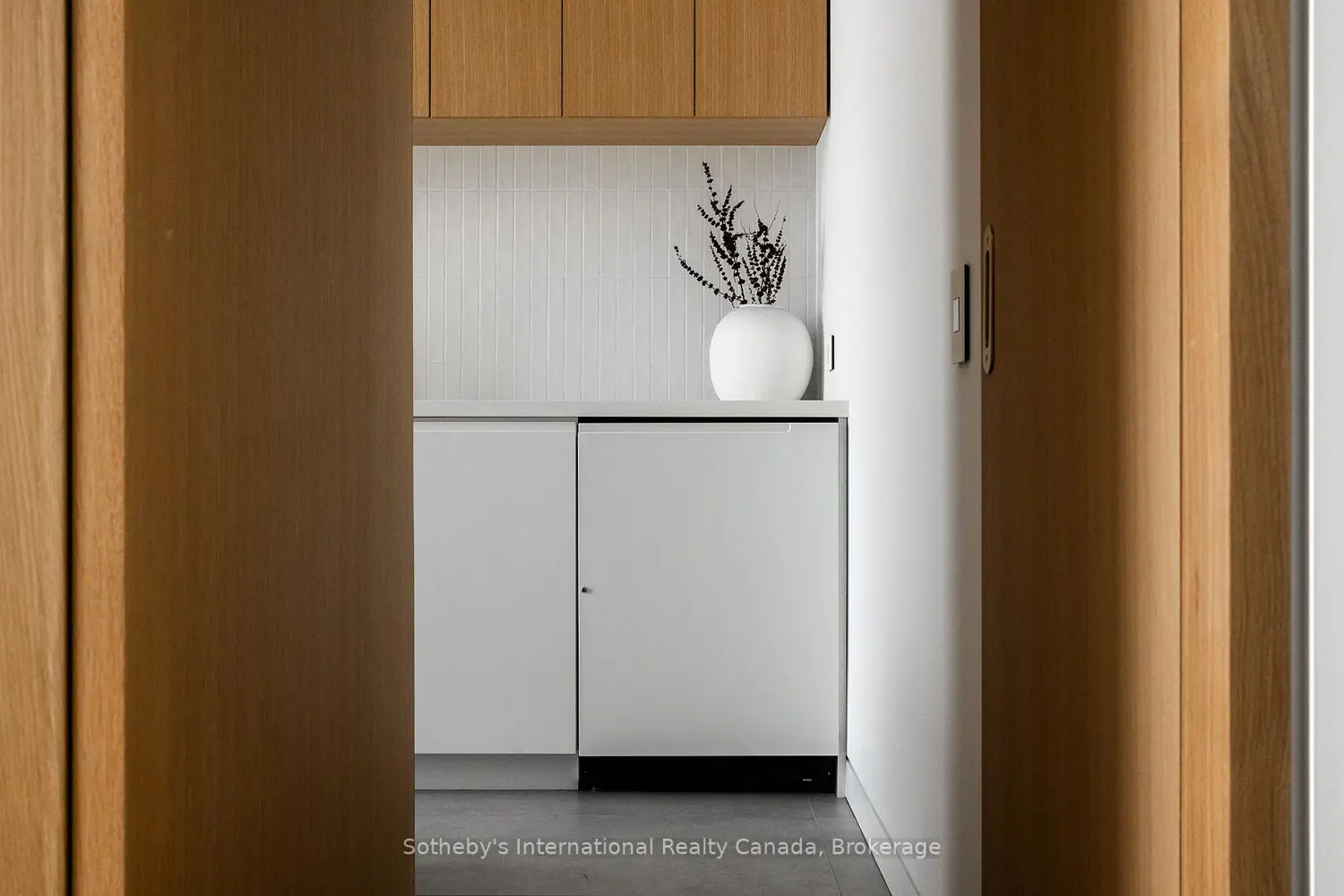 Additional image 16 of 395910 11Th Line