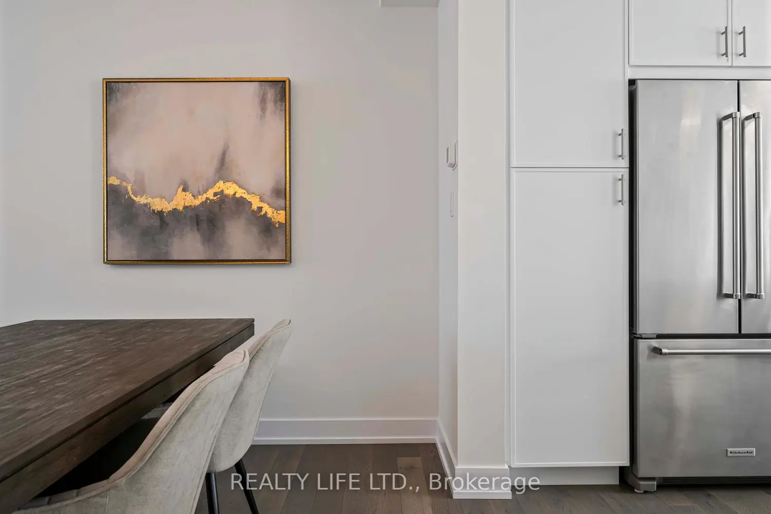 Additional image 6 of 2273 Turnberry Road 6